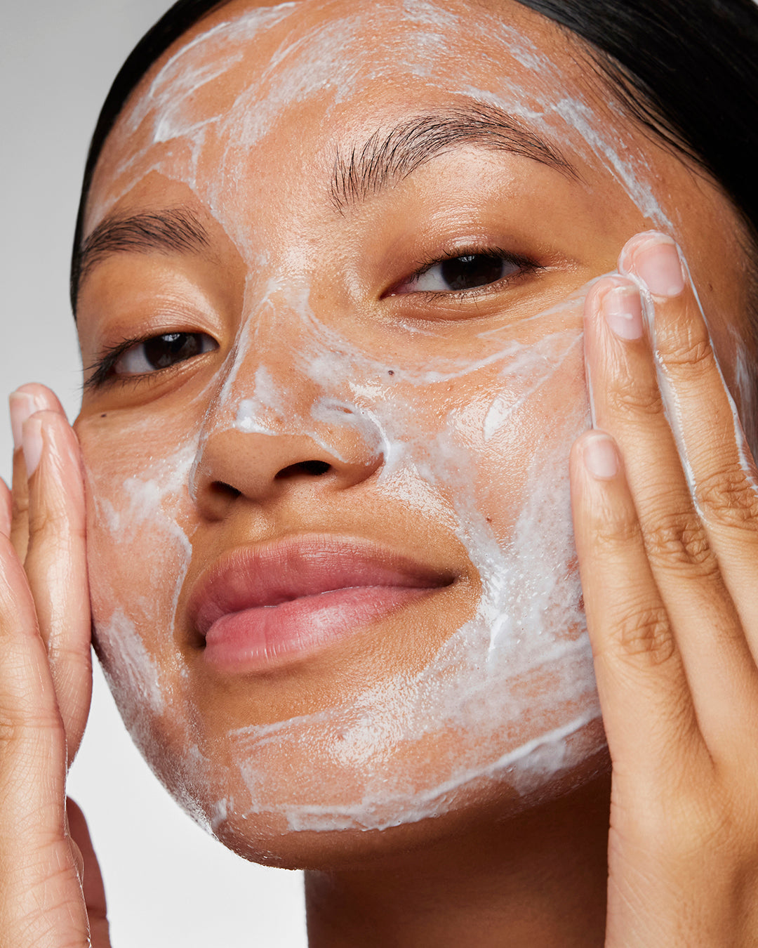 magnetic[+] afterglow cleanser